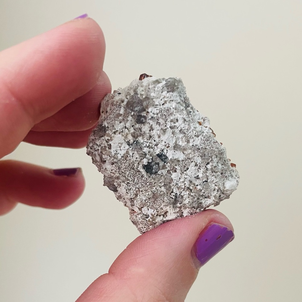 Garnet - Picture 9 of 9
